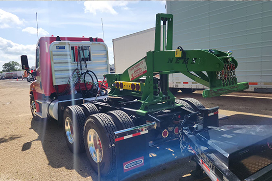 Hydraulic 5th Wheel Cranes